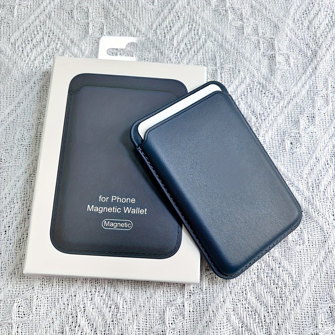 Magnetic Card Wallet – Sleek & Secure for Your Essentials!